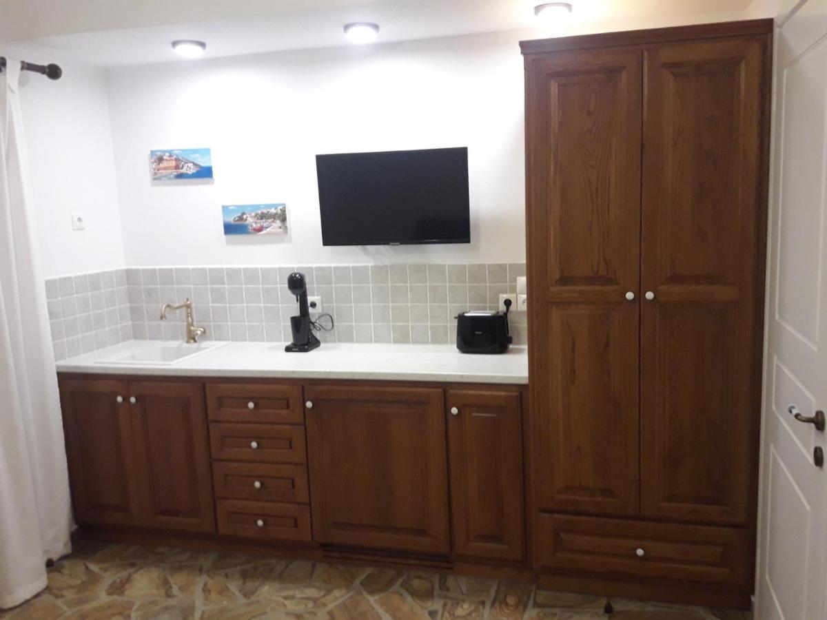 Villa Almyra Aegina Экстерьер фото
